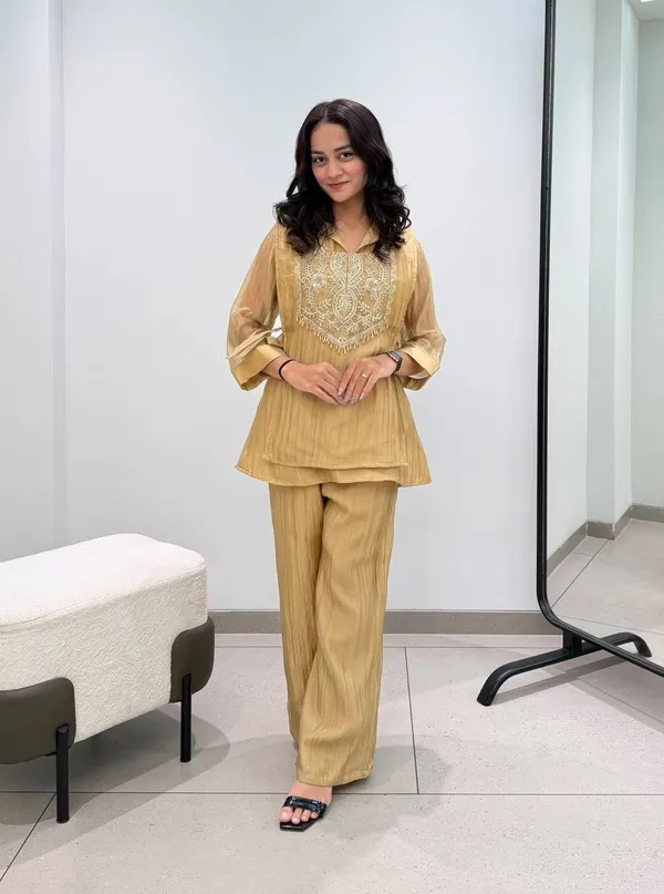 Riddhilya_Golden_Beige_Embroidered_Kurta_Pant_Set_–_Elegant_Festive_Wear