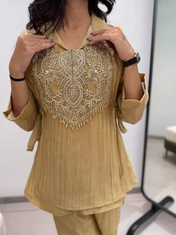 Riddhilya_Golden_Beige_Embroidered_Kurta_Pant_Set_–_Elegant_Festive_Wear