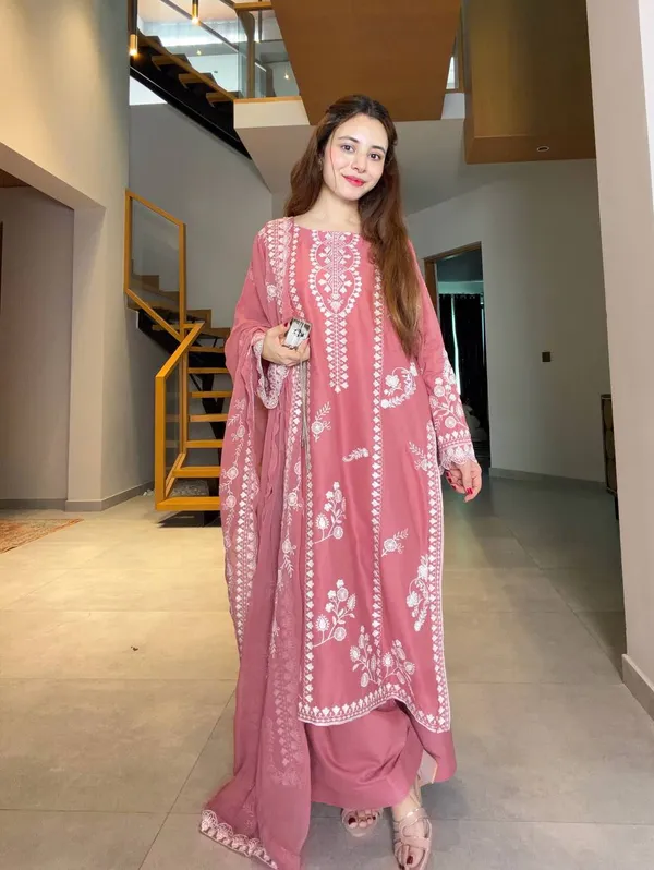 Riddhilya_Rosewood_Grace_–_Dusty_Rose_Embroidered_Kurta_Set_with_Dupatta