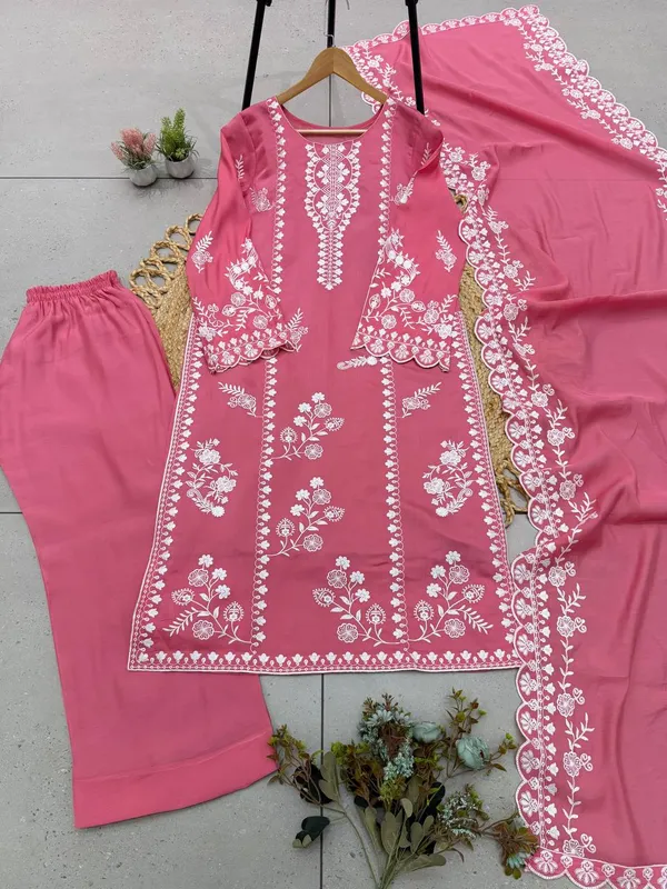 Riddhilya_Rosewood_Grace_–_Dusty_Rose_Embroidered_Kurta_Set_with_Dupatta
