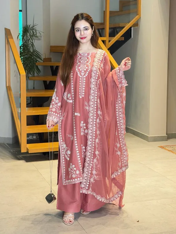 Riddhilya_Rosewood_Grace_–_Dusty_Rose_Embroidered_Kurta_Set_with_Dupatta