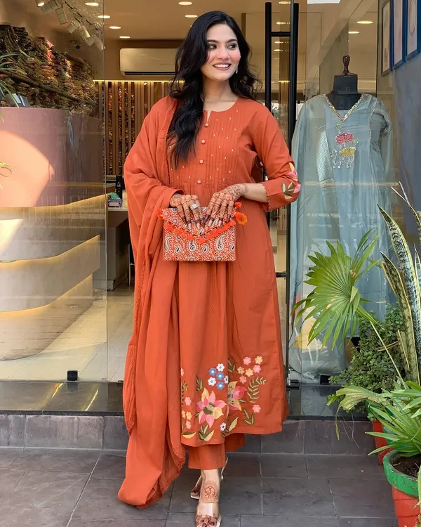 Elegant_Rust_Mul_Cotton_Suit