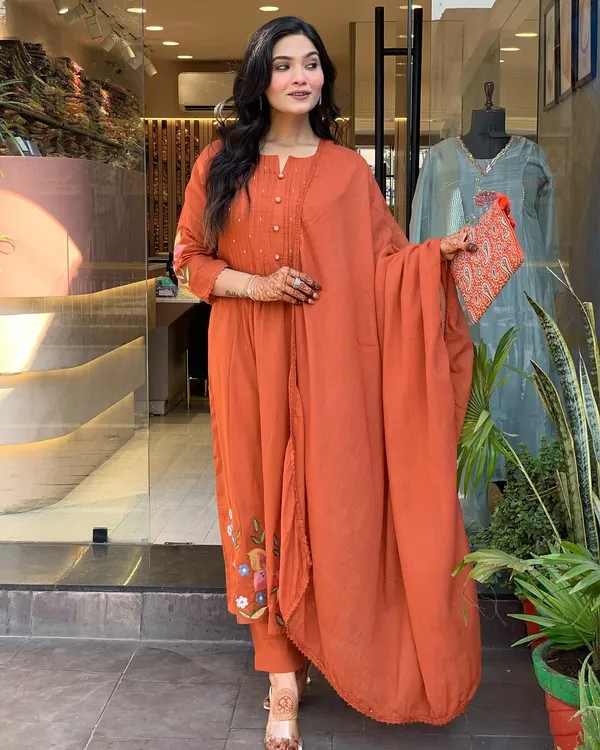 Elegant_Rust_Mul_Cotton_Suit