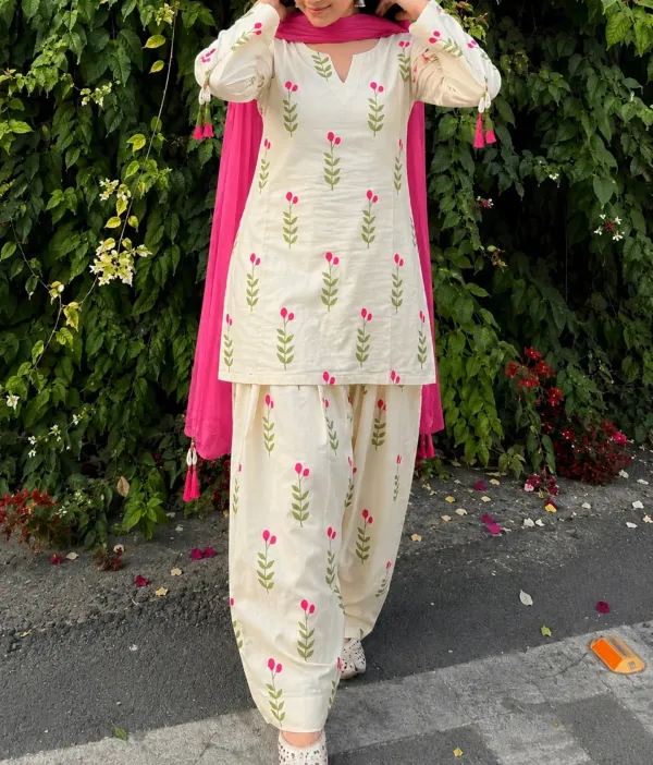 Farsi_Pink_flower_🌸_Cotton_kurta_set