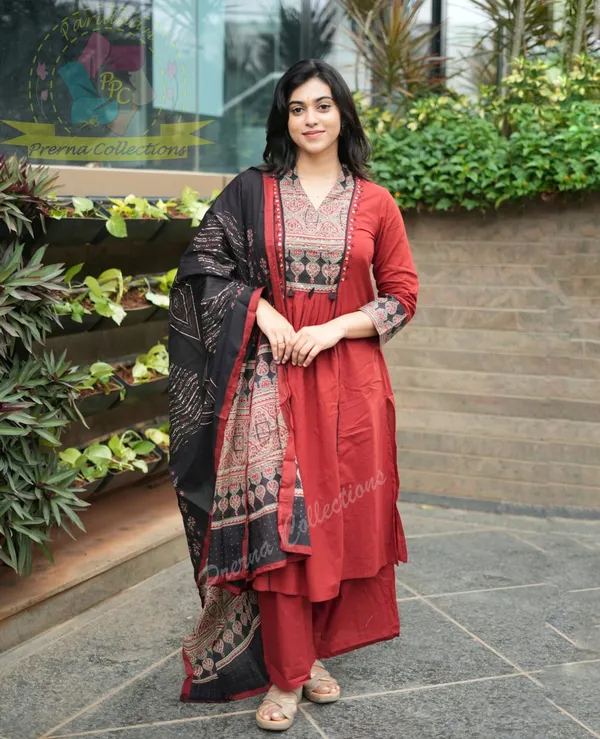 The_Jaipur_Kurti's_Pure_Cotton_Maroon_Suit_With_Pant_and_Dupatta