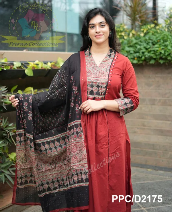 The_Jaipur_Kurti's_Pure_Cotton_Maroon_Suit_With_Pant_and_Dupatta