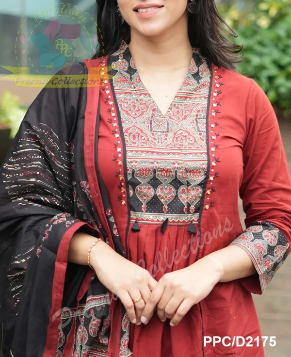 The_Jaipur_Kurti's_Pure_Cotton_Maroon_Suit_With_Pant_and_Dupatta