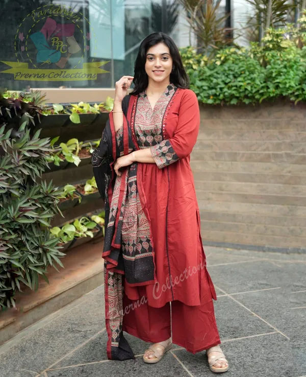 The_Jaipur_Kurti's_Pure_Cotton_Maroon_Suit_With_Pant_and_Dupatta