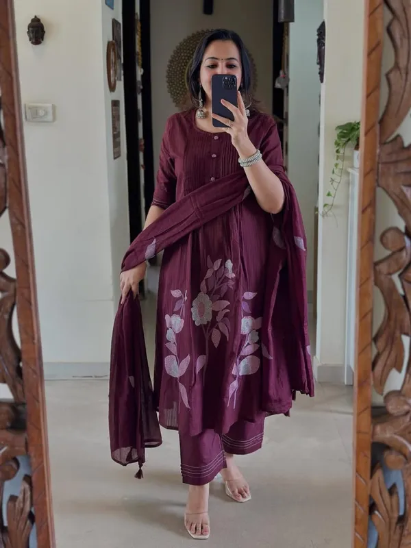 Wine_Colour_Mul_Cotton_Kurta_Set