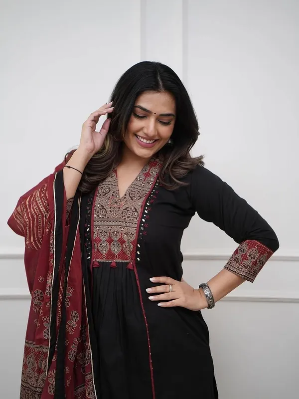 Black_Pure_Cotton_Embroidered_Suit_Set_With_Pocket