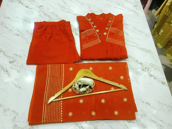 Rust_100%_Cotton_Kurta_With_Pant_&_Dupatta_Set_For_Women