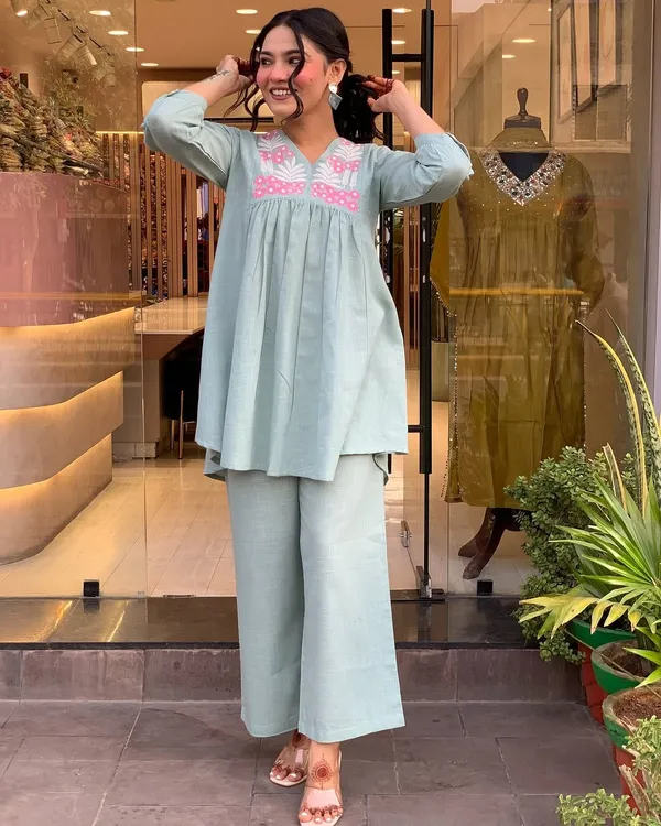Teal_100%_Cotton_Kurta_With_Pant_&_Dupatta_Set_For_Women