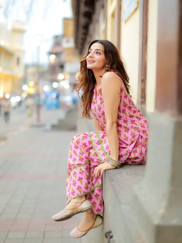pink_farshi_suit_set