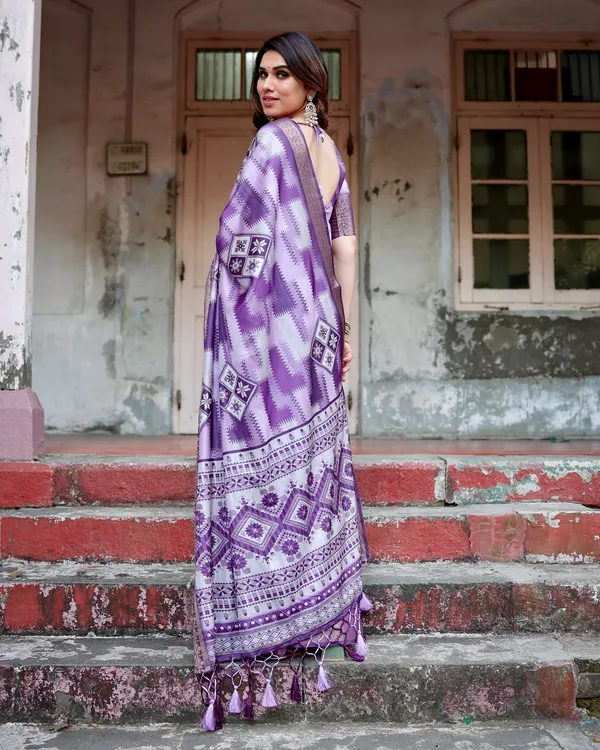 Angel_Pure_Silk_Saree_With_Gold_Zari_(Unstitched_Blouse_Piece)