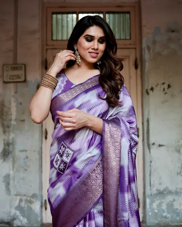 Angel_Pure_Silk_Saree_With_Gold_Zari_(Unstitched_Blouse_Piece)