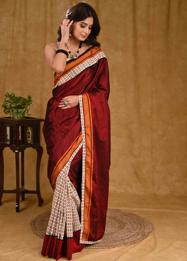 Classy_Maroon_Khun_Pallu_Saree_with_Cream_Ajrakh_Pleats