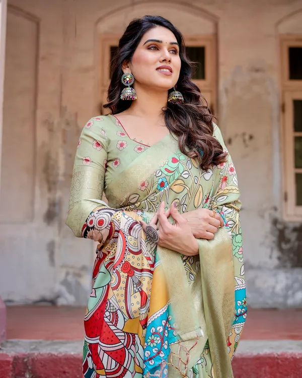 Connor_Pure_Silk_Saree_With_Gold_Zari_(Unstitched_Blouse_Piece)
