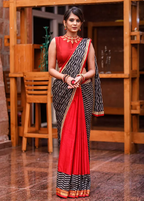 Exclusive_Ikat_&_Khun_Digital_Printed_Cotton_Linen_Saree