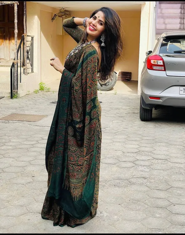 Fablous_Beige_Ajrak_Digital_Printed_Modal_Silk_Saree