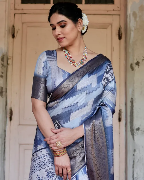 Statement_Pure_Silk_Saree_With_Gold_Zari_(Unstitched_Blouse_Piece)