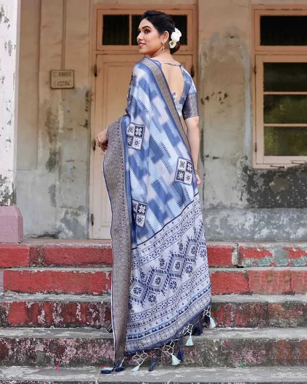 Statement_Pure_Silk_Saree_With_Gold_Zari_(Unstitched_Blouse_Piece)