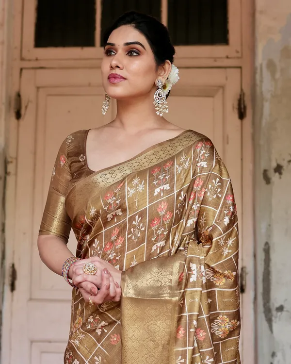 Volar_Pure_Silk_Saree_With_Gold_Zari_(Unstitched_Blouse_Piece)