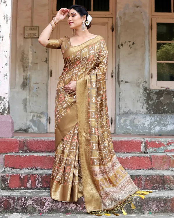 Volar_Pure_Silk_Saree_With_Gold_Zari_(Unstitched_Blouse_Piece)