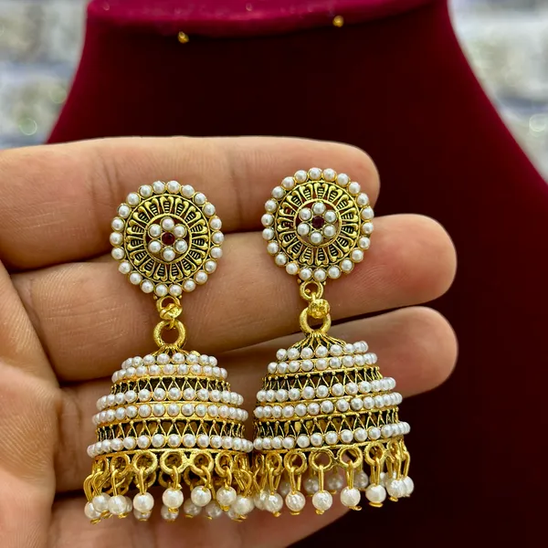 Pearl_Embedded_Jhumka_Earrings_for_Girls_and_Women.