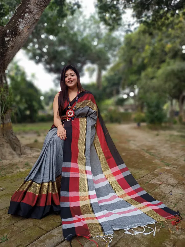 Bulsari_gray_Weaving_Work_cotton_Handloom_Narayanpet_Saree