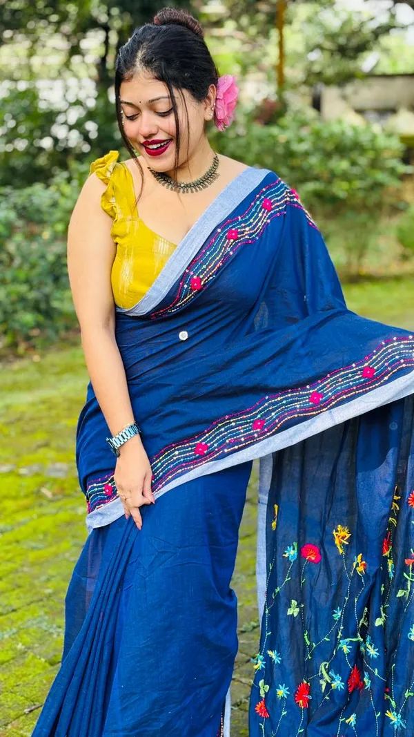 TRENDY_PREMIUM_QUALITY__HAND_STICH_SAREE__