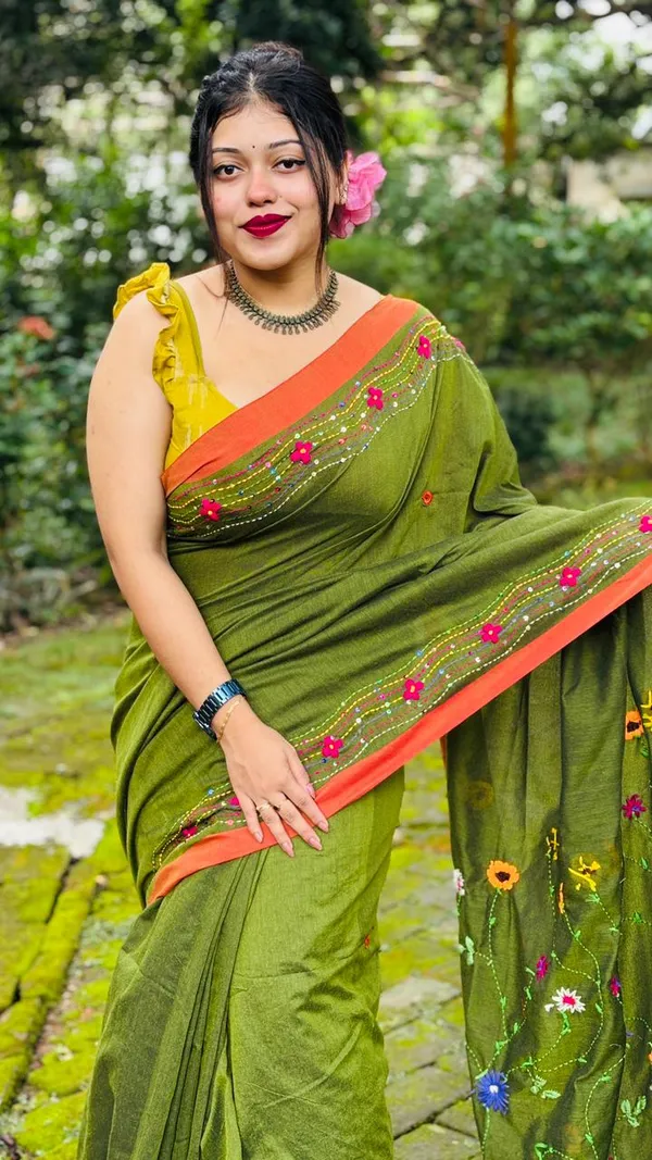 TRENDY_PREMIUM_QUALITY__HAND_STICH_SAREE__