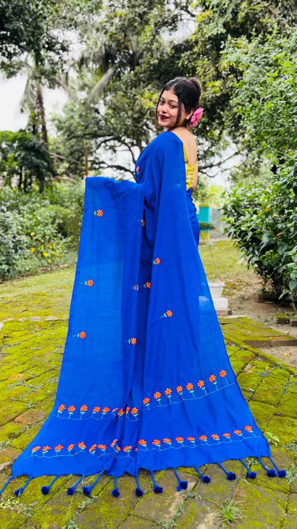 HAND_STITCH_PREMIUM_QUALITY_LAYZY_DAIZY_STITCH_SAREE