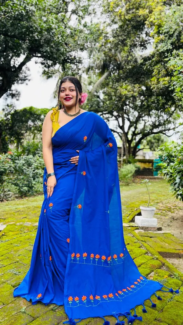 HAND_STITCH_PREMIUM_QUALITY_LAYZY_DAIZY_STITCH_SAREE