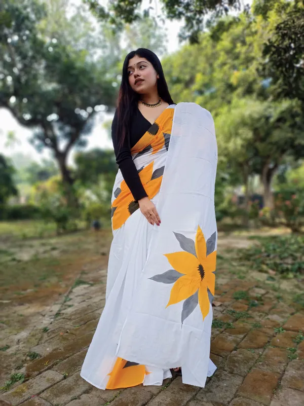 Momchitra_BATIK_Handprinted_Saree_With_Blouse_Piece