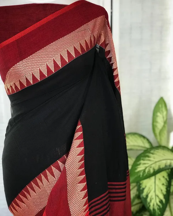 Black_Temple_Border_Cotton_Handloom_Vomri_Saree