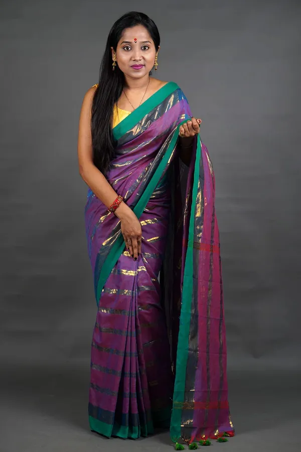Prenda_Rani_New_Super_Cotton_Blend_Full_Body_Zari_Stribe_Design_Saree