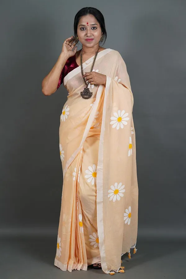 Off_white_pure_Cotton_Handloom_Saree