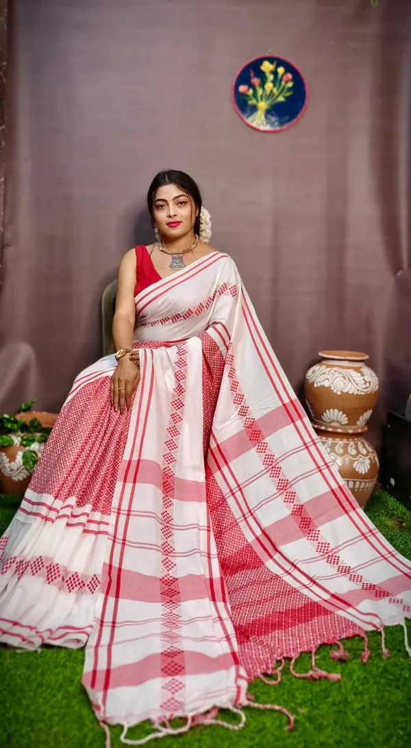 White_Pure_Cotton_Handloom_Saree