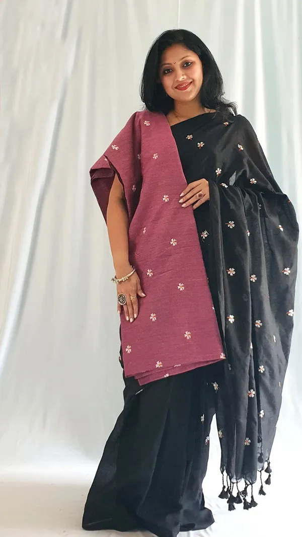 Black_Shiuli_Embroidery_Cotton_Handloom_Saree