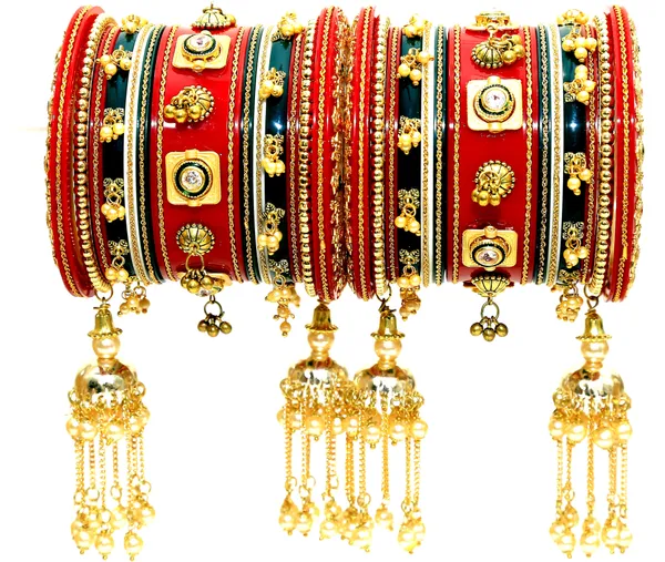 Red_Alloy_Gold_Plated_Pearl_Chudas_For_Women