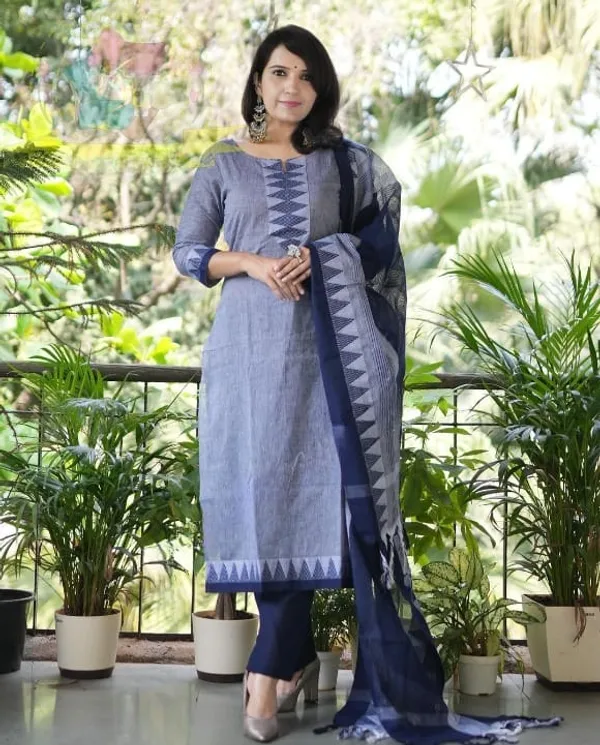 SKY_&_BLUE_SOUTH_COTTON_KURTA_&_PANT_WITH_DUPATTA.