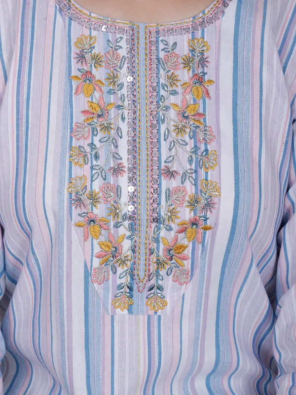 Striped_kurta_with_embroidered_yoke