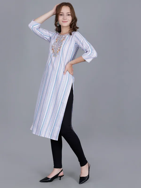 Striped_kurta_with_embroidered_yoke