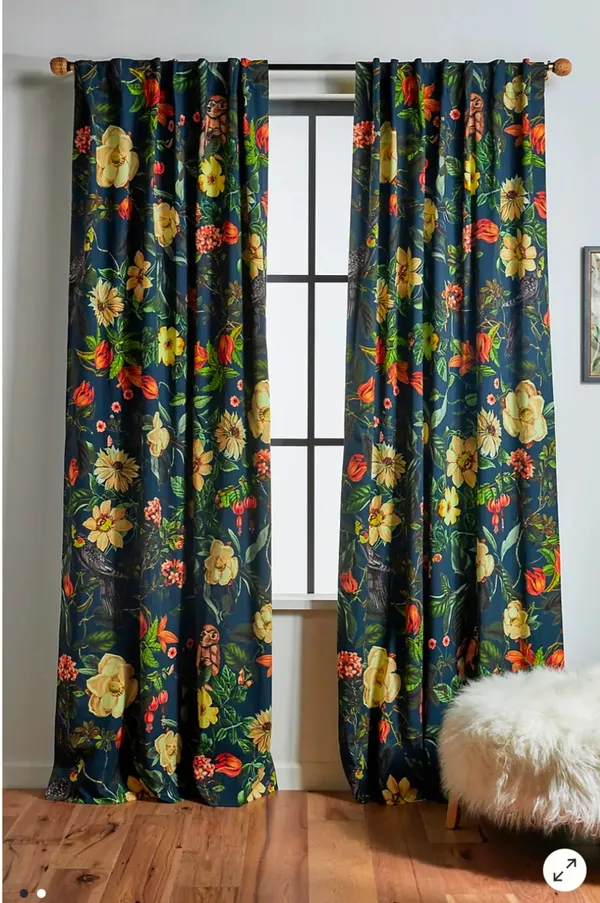 Pack_Of_2-_Polyester_piece_White_Floral_printed_Heavy__European_semi_transparent_Curtains_Grommet_Curtain?for?Living?Room