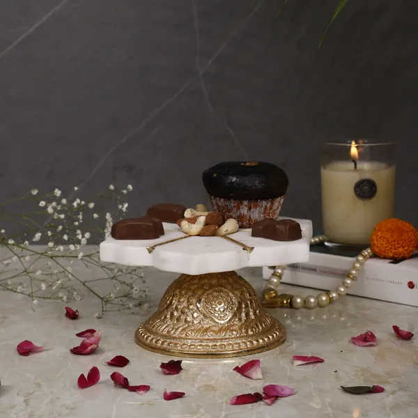 Cake_Stand_With_Marble_Top_(Copper)