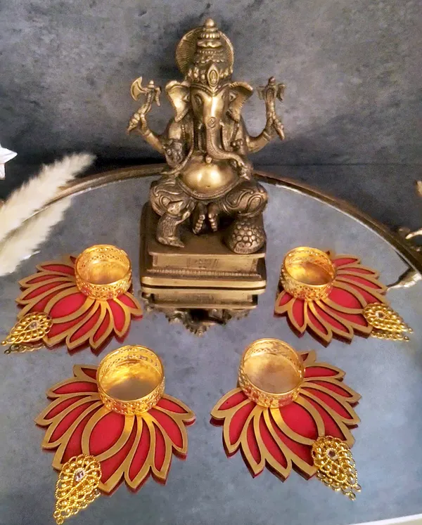 Decorative_Hanging_Lotus_with_Jhumka,_wall_decor,_Set_of_12pcs_PINK