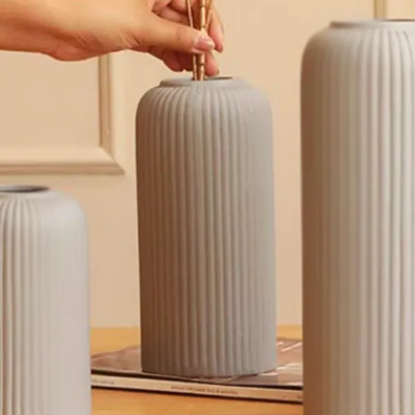 Modern_Ceramic_Flower_Vase_Grey_Matt-__8"_(Medium-Without_Flower)