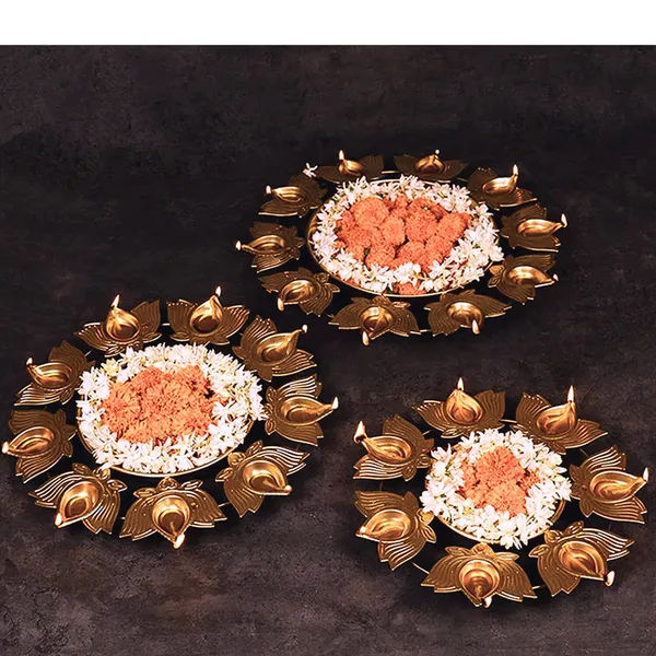 Lotus_Diya_Urli_Bowl_-Gold_,_Ganpati__Decor_Item_(Pack_of_3_Pcs)