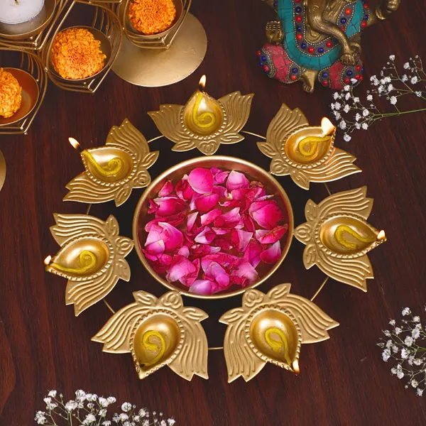 Lotus_Diya_Urli_Bowl_Gold_(10_"-_SMALL)