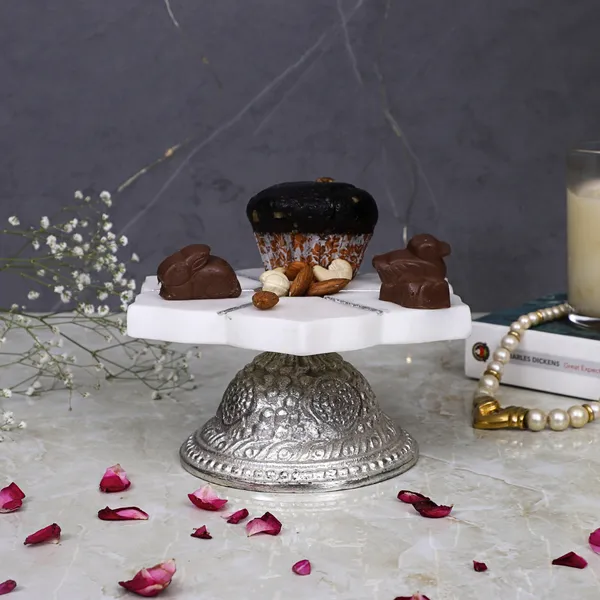 Cake_Stand_With_Marble_Top_(Silver)
